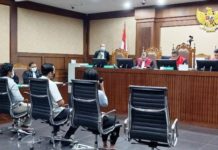 sidang azis syamsuddin