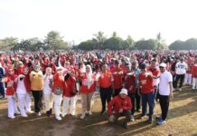 Antusias Masyarakat Ikuti Jalan Sehat dan Senam Bersama yang Digelar Pemkab Tubaba