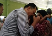 Aries-Supri Kukuhkan Tim Pemenangan di Kecamatan Teluk Pandan