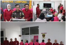 Kejati Lampung Serahkan Tersangka dan Barang Bukti Kasus Korupsi PDAM Way Rilau ke Kejari Bandar Lampung