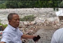 Tumpukan Sampah Bikin Sulit Kendaraan Lewat, Yusak Sidak TPA Desa Wiyono