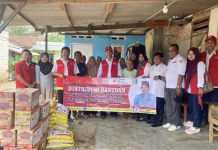 PMI Lampung Timur Salurkan Bantuan Sembako untuk Korban Banjir di Empat Kecamatan