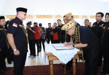 Ferli Yuledi Dilantik Jadi Ketua DPC Granat Tulangbawang