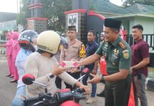 Kompak dan Solid, Dandim 0429/Lamtim Bersama Kapolres Pimpin Bagi Takjil