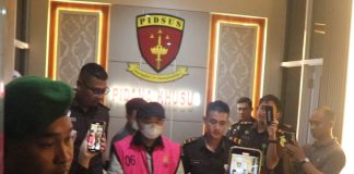 Jaksa Limpahkan Kasus Tipikor Tanah Kemenag Rp54,4 Miliar Tersangka Eks Kepala BPN Lamsel Lukman, Notaris/PPAT Theresia Dwi Wijayanti dan Pengusaha Thio Stefanus Sulistio ke PN Tanjungkarang