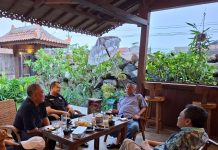 Bahas Masalah Perusahaan Termasuk PT. SGC, Forum Diskusi Lampung Hasilkan 14 Catatan, Ada Edy Irawan, Asrian, Darmawan Purba, Imer Darius, Umar Ahmad, Wirahadikusuma Dll