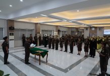 Kajati Lampung Lantik Wakajati dan 8 Pejabat Eselon III