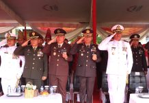 HUT RI ke-80, Kapolres Pesawaran Bersama Forkopimda Ikuti Upacara Pengibaran Merah Putih