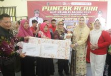 Lahir di Tanggal 17 Agustus, Lima Bayi di Lampung Timur Dapat Hadiah dari Bupati