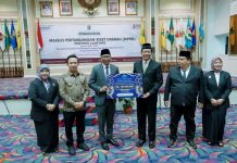 MPRD Lampung Resmi Dikukuhkan, Gubernur Dorong Kolaborasi Akademisi dan Pemerintah Bangun Lampung Maju