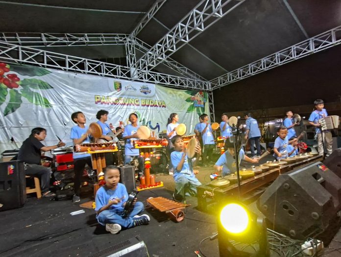 WhatsApp Image 2025-11-24 at 08.43.39