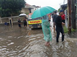 Proyek Pengecoran Drainase di Jalan Pulau Sebesi Gg.Sangiang Sukarame Dikeluhkan, Sampah Menumpuk dan Bikin Banjir