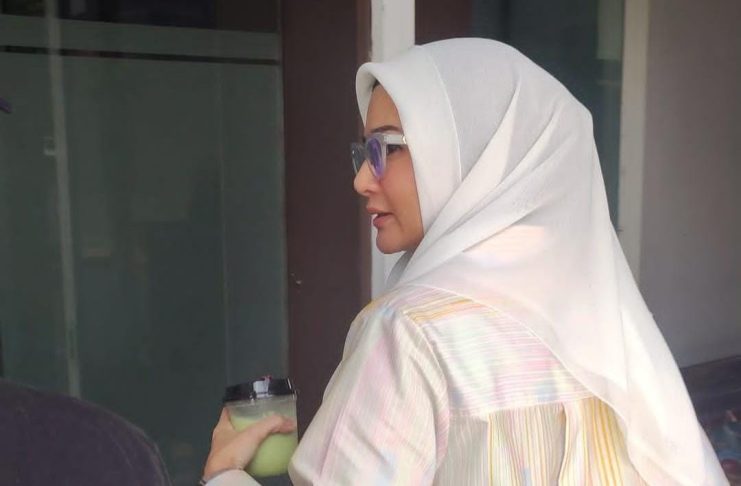 Setelah Rumahnya Digeledah, Bupati Pesawaran Nanda Indira Diperiksa Kejati Lampung, Sempat Berikan Komentar Singkat pada Wartawan