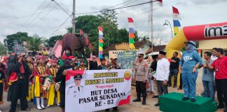 Rakyat Tumpah ke Jalan, HUT ke-82 Desa Pasar Sukadana Jadi Panggung Budaya dan Soliditas Warga