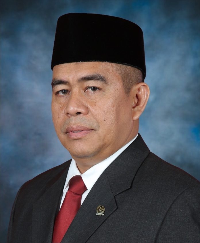 Senator_Bustami_Zainudin