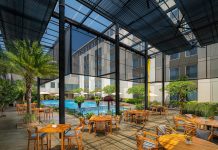 Nikmati Akhir Pekan Tak Terlupakan dengan “Friday Sundown” dan “Asian Flavours BBQ” di Amuse Poolbar & Restaurant