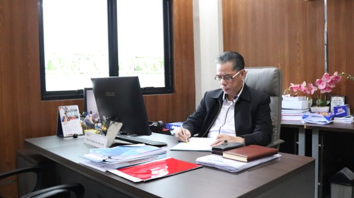 Prof Hamzah Unila