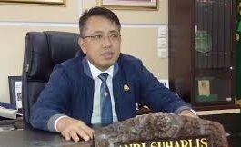 Mantan Aspidsus Kejati Lampung – Alumni FH Unila Andi Suharlis Jabat Wakajati DIY